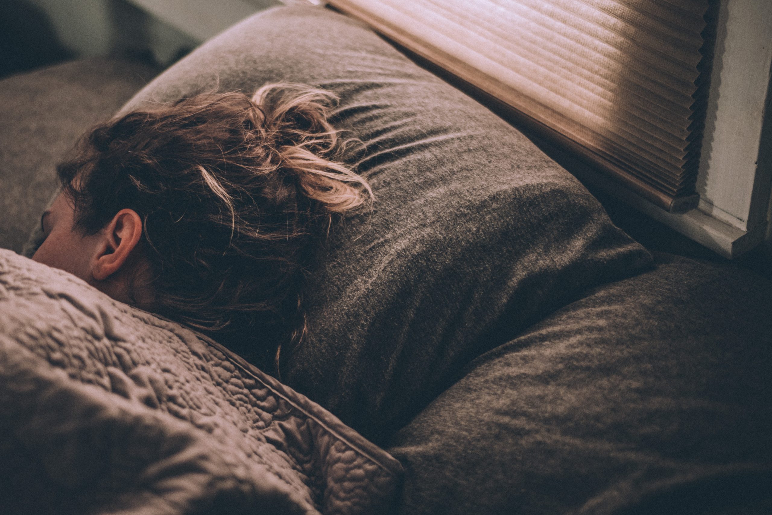 3 Ways to Get Better Sleep & Why it’s Important for People in Recovery, According to Science